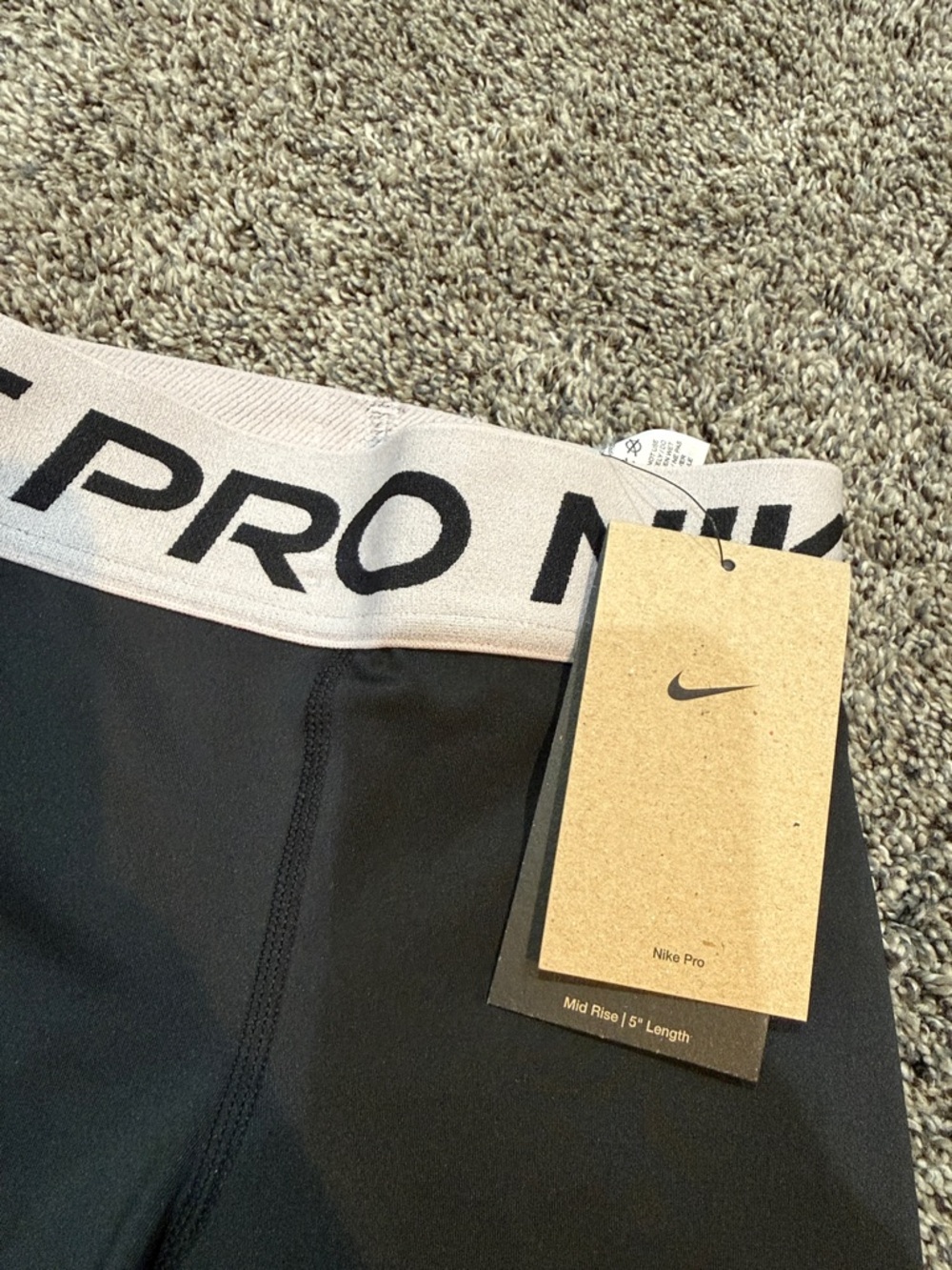 Girls Nike Pro Dri fit 5" Shorts. NWT - Picture 3 of 4